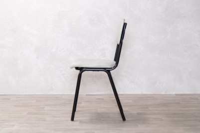 shoreditch-chair-concrete-side